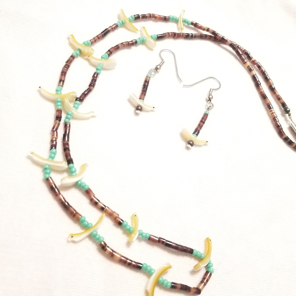 NECKLACE AND EARRING SET